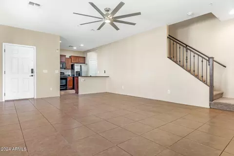 Living - 4716 E Red Oak Ln #102, Gilbert, AZ 85297 photo 4 of 4