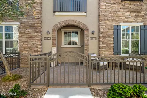 Exterior - 4716 E Red Oak Ln #102, Gilbert, AZ 85297 photo 2 of 6