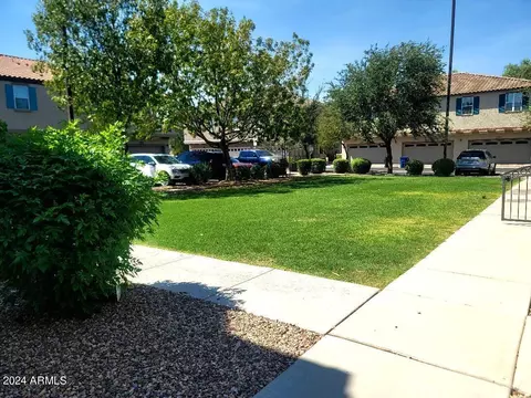 Exterior - 4716 E Red Oak Ln #102, Gilbert, AZ 85297 photo 4 of 6