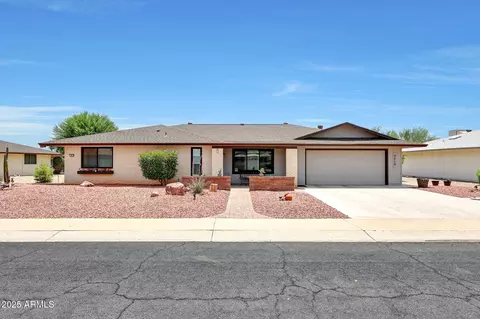 9819 W Silverbell Dr, Sun City, AZ 85351