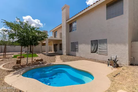 Exterior - 453 E Baylor Ln, Gilbert, AZ 85296 photo 3 of 8