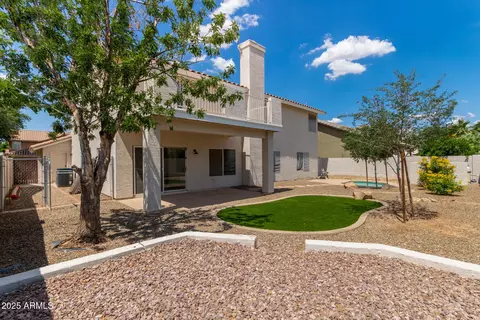 Exterior - 453 E Baylor Ln, Gilbert, AZ 85296 photo 7 of 8