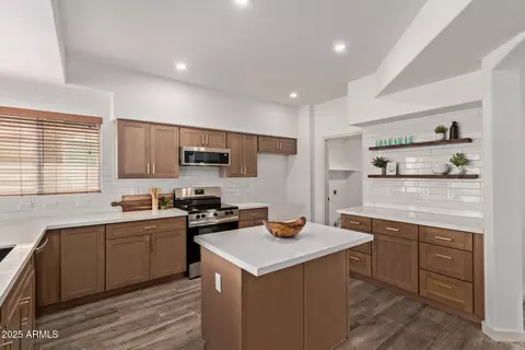 Kitchen - 453 E Baylor Ln, Gilbert, AZ 85296 photo 1 of 5