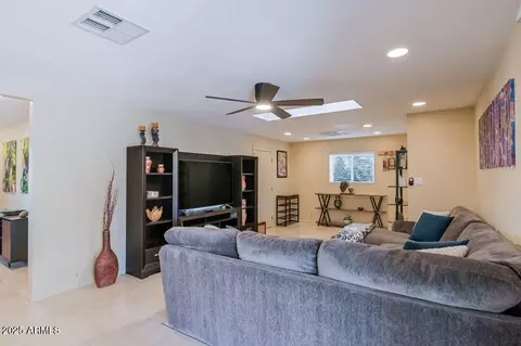 2611 E Cheryl Dr, Phoenix, AZ 85028 photo 11