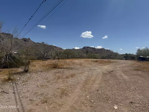 4653 N Valley Dr #-, Apache Junction, AZ 85120 photo 2