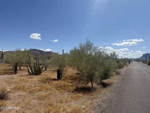 4653 N Valley Dr #-, Apache Junction, AZ 85120 photo 6