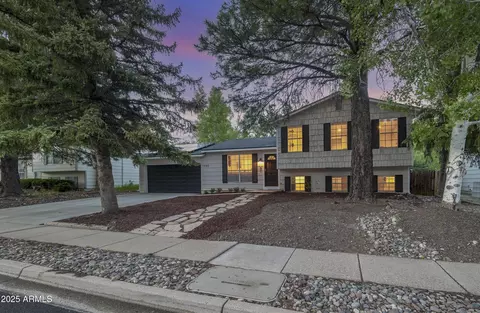 1540 N Foxglenn St, Flagstaff, AZ 86004