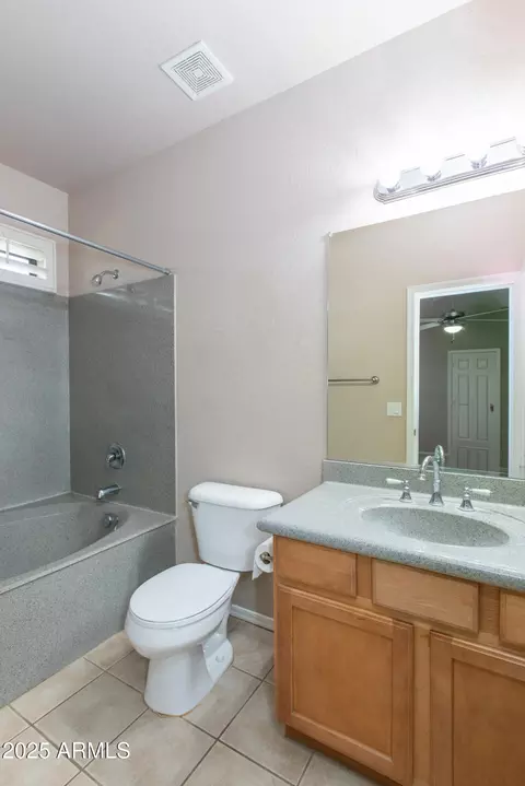 Bath - 11419 Ellis St, Mesa, AZ 85207 photo 3 of 7