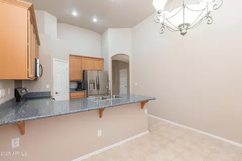 Kitchen - 11419 Ellis St, Mesa, AZ 85207 photo 6 of 8