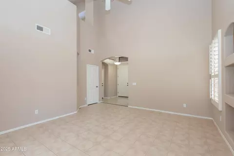 Living - 11419 Ellis St, Mesa, AZ 85207 photo 4 of 14