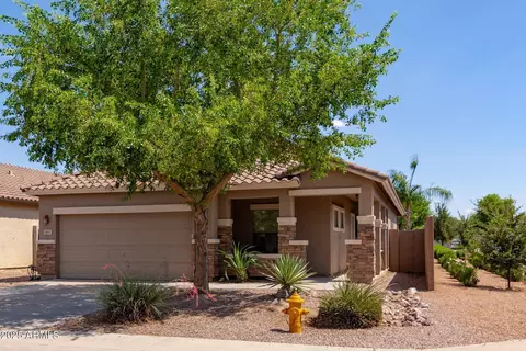 1461 W Brangus Way, San Tan Valley, AZ 85143