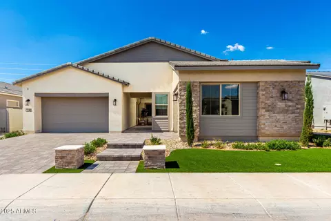 Exterior - 1248 E Jude Ln, Gilbert, AZ 85298 photo 4 of 15