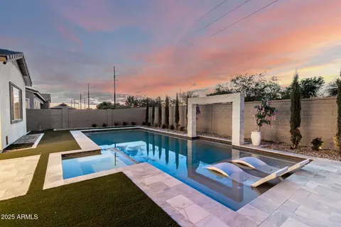 Exterior - 1248 E Jude Ln, Gilbert, AZ 85298 photo 10 of 15