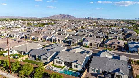 View/Area - 1248 E Jude Ln, Gilbert, AZ 85298 photo 4 of 6