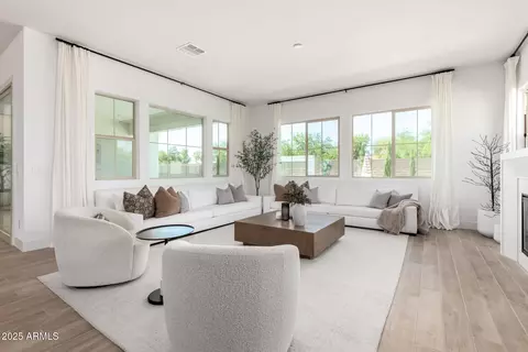 Living - 1248 E Jude Ln, Gilbert, AZ 85298 photo 3 of 4