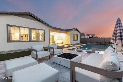 Exterior - 1248 E Jude Ln, Gilbert, AZ 85298 photo 9 of 15