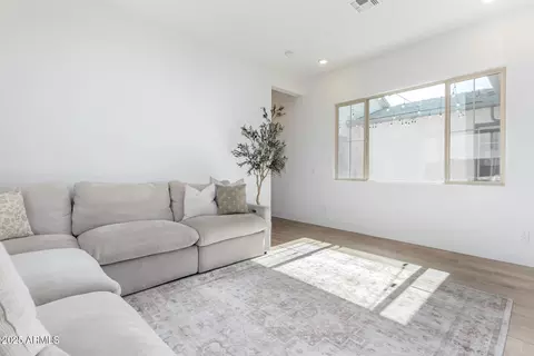 Living - 1248 E Jude Ln, Gilbert, AZ 85298 photo 4 of 4