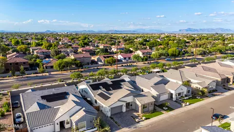 View/Area - 1248 E Jude Ln, Gilbert, AZ 85298 photo 3 of 6