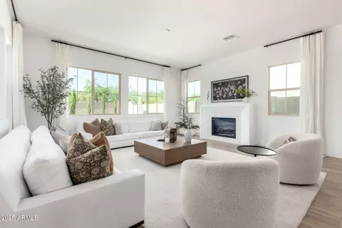 Living - 1248 E Jude Ln, Gilbert, AZ 85298 photo 2 of 4