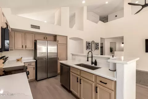 Kitchen - 1421 E Charleston Ave, Phoenix, AZ 85022 photo 2 of 3