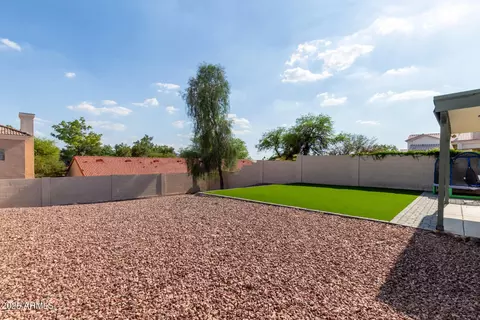 Exterior - 1421 E Charleston Ave, Phoenix, AZ 85022 photo 5 of 6