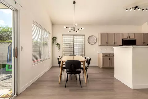Dining - 1421 E Charleston Ave, Phoenix, AZ 85022 photo 1 of 2