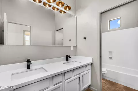 Bath - 4121 E Patrick St, Gilbert, AZ 85295 photo 5 of 5
