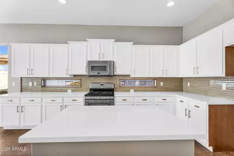 Kitchen - 4121 E Patrick St, Gilbert, AZ 85295 photo 1 of 4