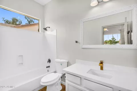 Bath - 4121 E Patrick St, Gilbert, AZ 85295 photo 4 of 5
