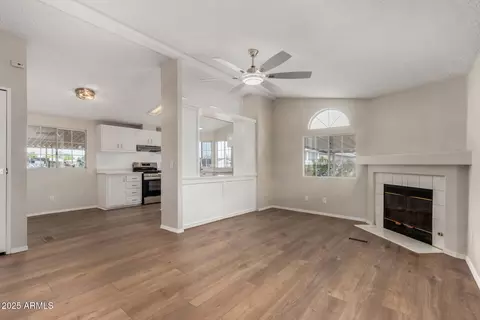 965 S Lawson Dr, Apache Junction, AZ 85120 photo 8