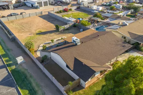 View/Area - 2261 E Decatur St, Mesa, AZ 85213 photo 7 of 7