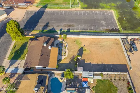 View/Area - 2261 E Decatur St, Mesa, AZ 85213 photo 6 of 7