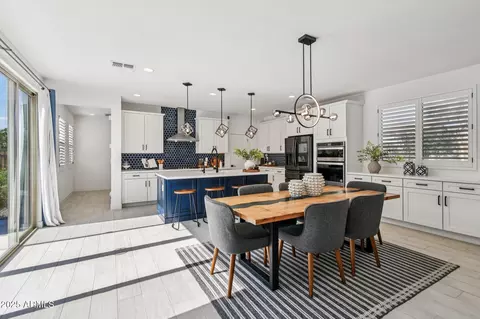 Dining - 25710 N 20th Ln, Phoenix, AZ 85085 photo 1 of 2