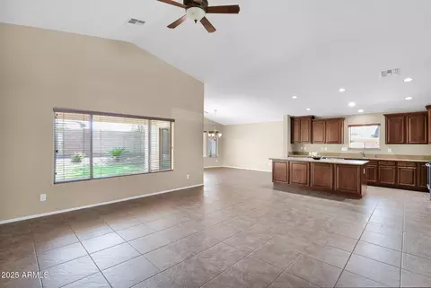 2620 E Rustling Oaks Ln, Phoenix, AZ 85024 photo 6