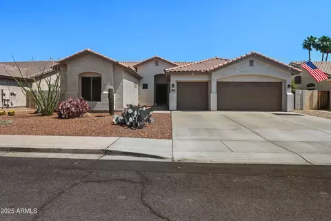 2270 E Indian Wells Dr, Chandler, AZ 85249