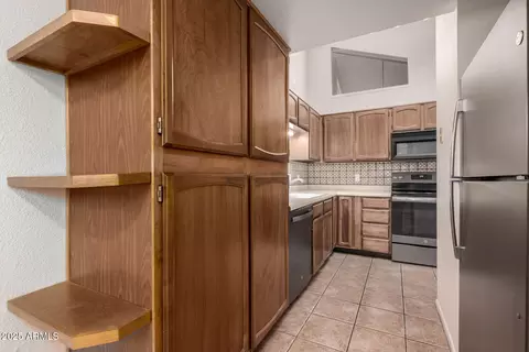 4313 N 29th Way, Phoenix, AZ 85016 photo 12