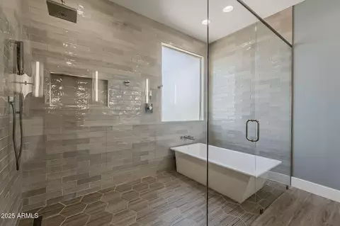 Bath - 3422 E Strawberry Dr, Gilbert, AZ 85298 photo 5 of 10