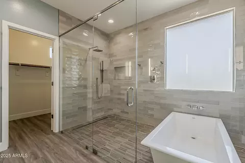 Bath - 3422 E Strawberry Dr, Gilbert, AZ 85298 photo 4 of 10