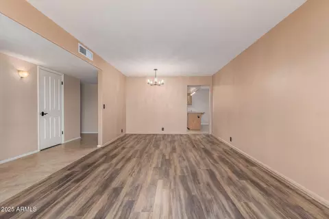 3010 E Cortez St, Phoenix, AZ 85028 photo 8