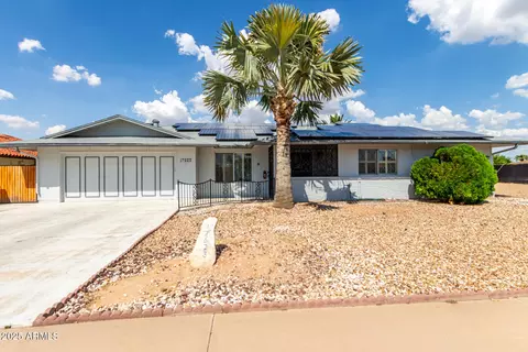 17623 N Hitching Post Dr, Sun City, AZ 85373