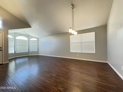1463 E Silver Creek Rd, Gilbert, AZ 85296 photo 4