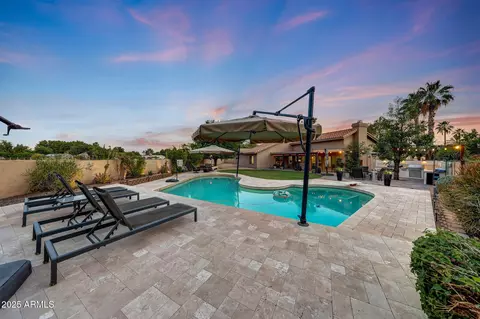 Exterior - 306 E Sarah Ln, Tempe, AZ 85284 photo 14 of 46