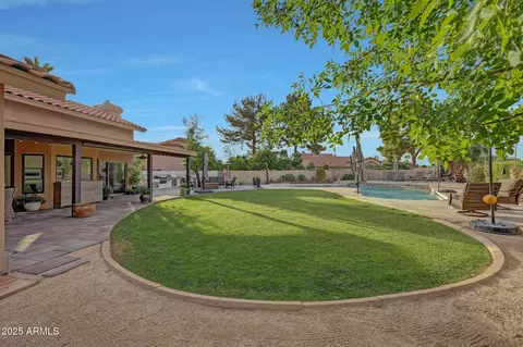 Exterior - 306 E Sarah Ln, Tempe, AZ 85284 photo 17 of 46