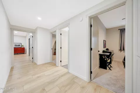 Entry Way - 306 E Sarah Ln, Tempe, AZ 85284 photo 5 of 5