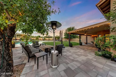 Exterior - 306 E Sarah Ln, Tempe, AZ 85284 photo 32 of 46