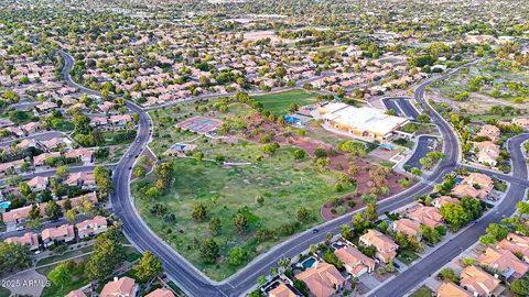 View/Area - 306 E Sarah Ln, Tempe, AZ 85284 photo 13 of 13