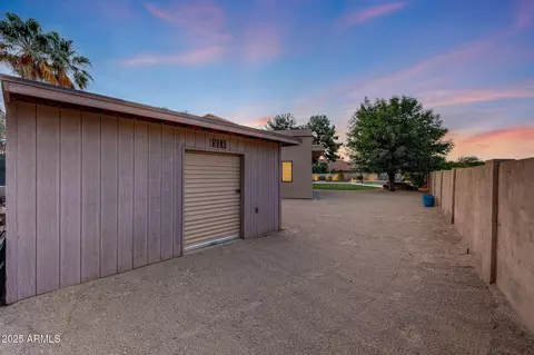 Exterior - 306 E Sarah Ln, Tempe, AZ 85284 photo 41 of 46