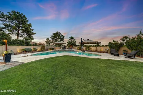 Exterior - 306 E Sarah Ln, Tempe, AZ 85284 photo 15 of 46