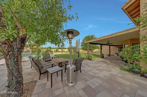 Exterior - 306 E Sarah Ln, Tempe, AZ 85284 photo 23 of 46