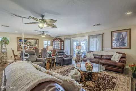 Living - 5742 E 20th Ave, Apache Junction, AZ 85119 photo 2 of 4